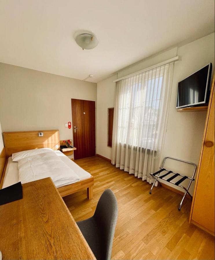Hotel Roessli Allschwil Exterior photo